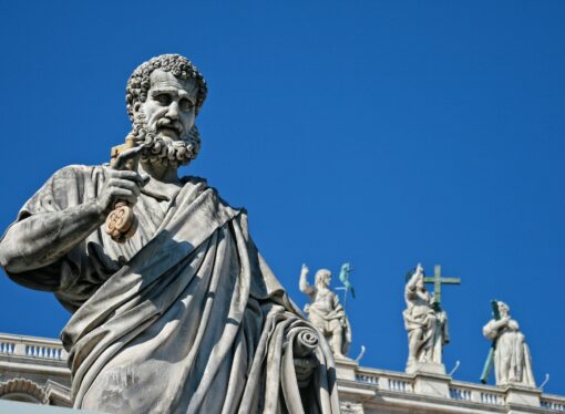 Échos de Rome : « Le Vatican, c’est un peu une cour… »