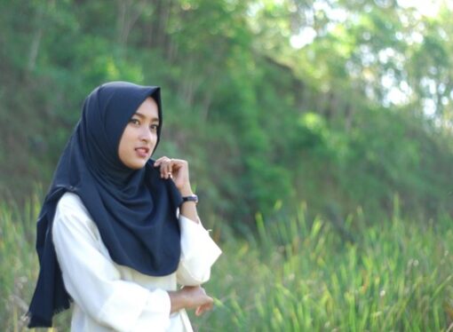 Mode éthique : ces jeunes musulmanes bouleversent leur consommation, inspirées par leur religion